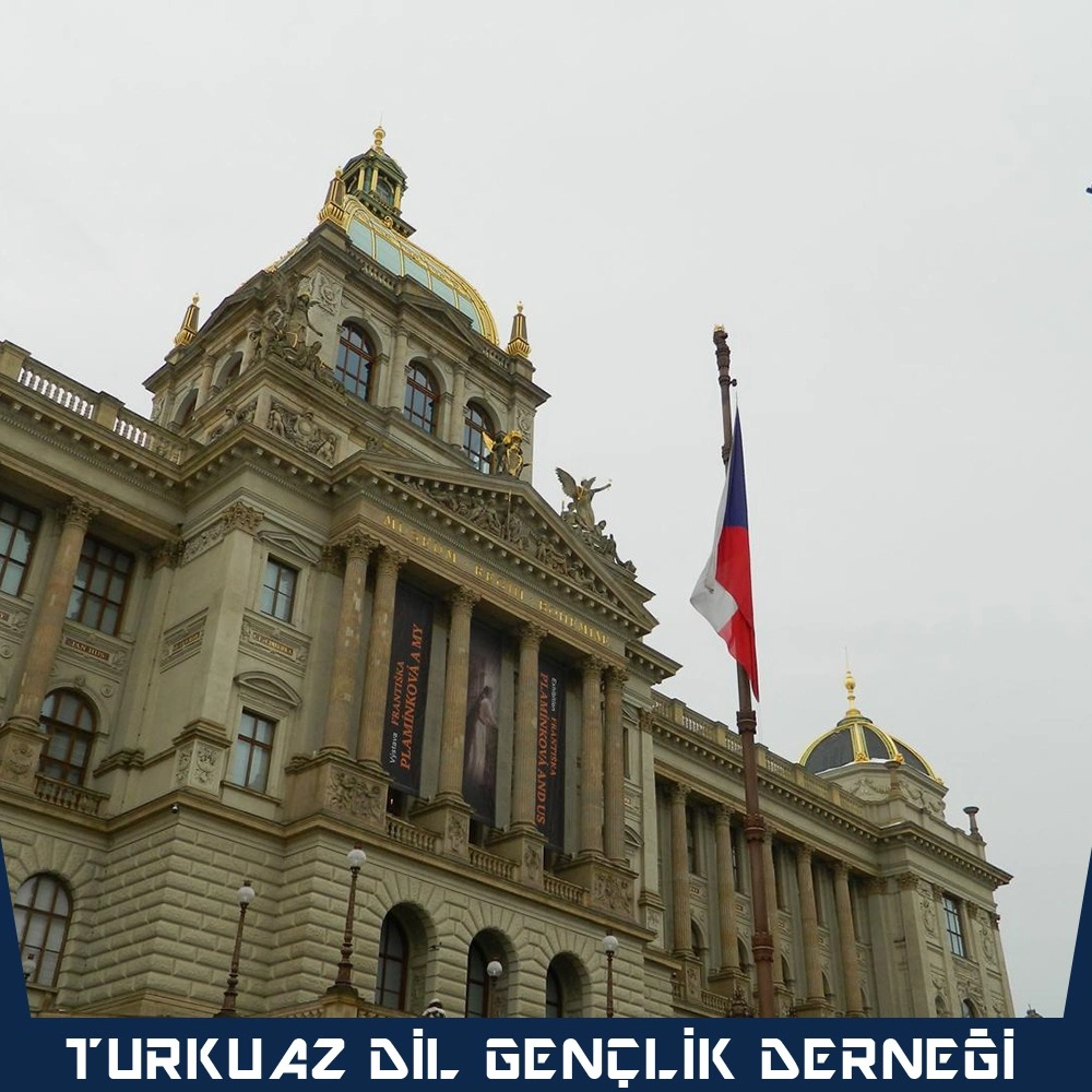 Turkuaz Eğitim - Macaristan Üniversite Gezisi